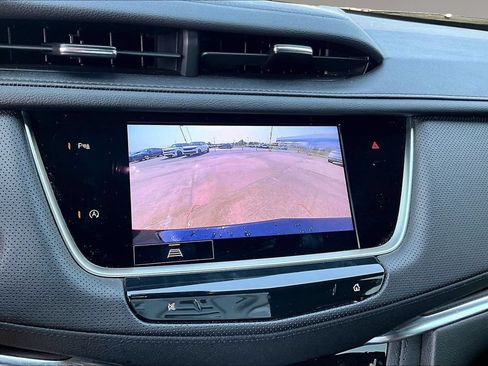 Certified 2023 Cadillac XT5 Premium Luxury AWD/4WD image 23