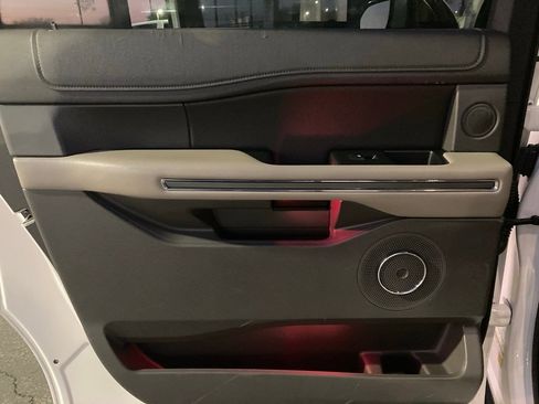 Used 2019 Ford Expedition Max XLT w/ Equipment Group 202A image 13