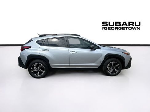 Used 2025 Subaru Crosstrek 2.5i Premium AWD/4WD image 8