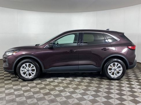 Used 2023 Ford Escape Active AWD/4WD image 29