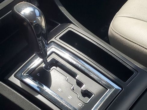 Used 2007 Chrysler 300 Touring L image 17