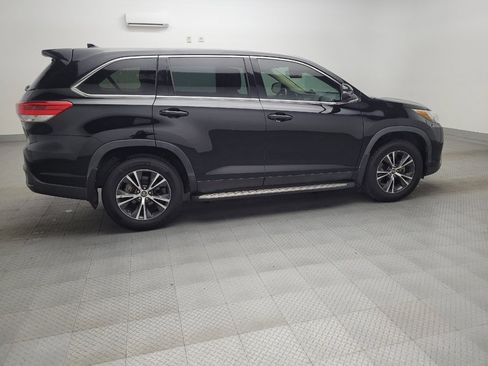 Used 2019 Toyota Highlander Plus image 10