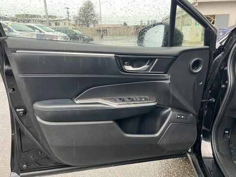 Used 2018 Honda Clarity Plug-In Hybrid image 16