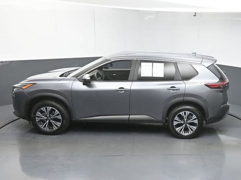 Used 2023 Nissan Rogue SV image 42