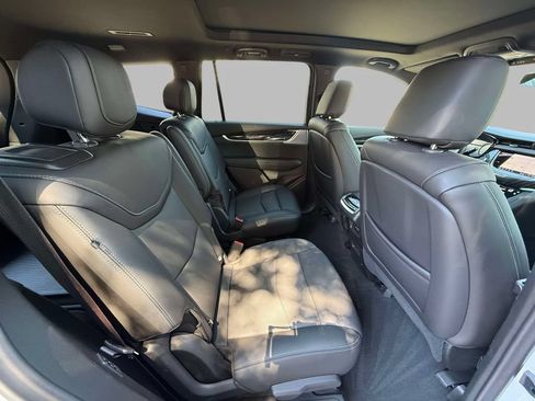 Used 2024 Cadillac XT6 Premium Luxury w/ LPO, Floor Liner Package AWD/4WD image 16