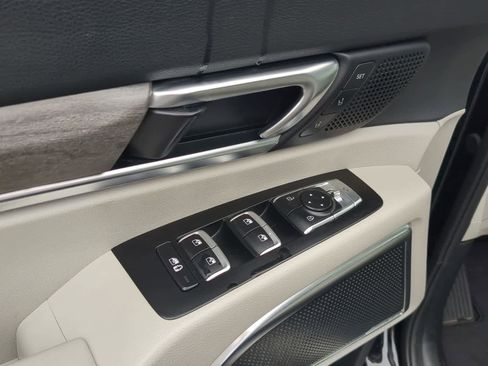 Used 2021 Kia Telluride SX w/ SX Prestige Package AWD/4WD image 18