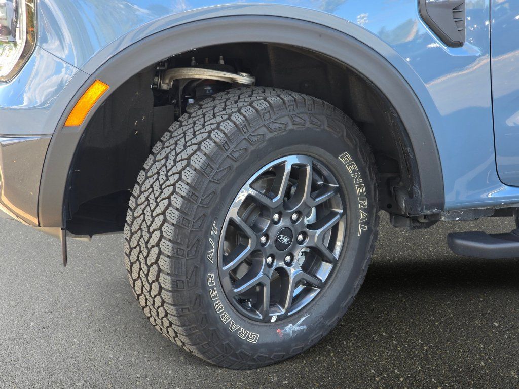 Used 2025 Ford Ranger XLT w/ FX4 Off-Road Package AWD/4WD image 38