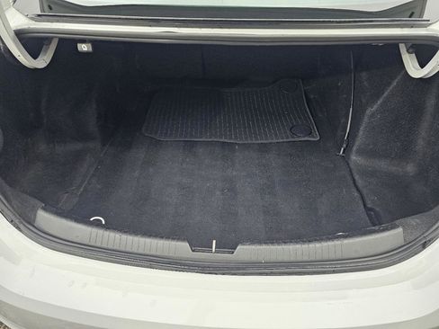 Used 2018 Chevrolet Malibu LT image 13