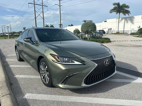 Used 2019 Lexus ES 350 w/ Premium Package FWD image 3