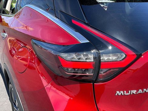 Certified 2024 Nissan Murano SV FWD image 30