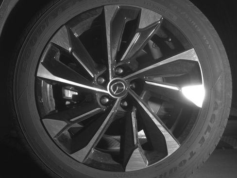 Used 2025 MAZDA CX-50 2.5 Hybrid w/ Premium Plus Pkg image 12