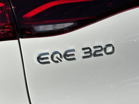 New 2026 Mercedes-Benz EQE 320 4MATIC SUV image 20