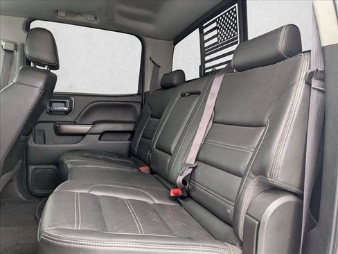 Used 2017 GMC Sierra 2500 Denali w/ Duramax Plus Package AWD/4WD image 15