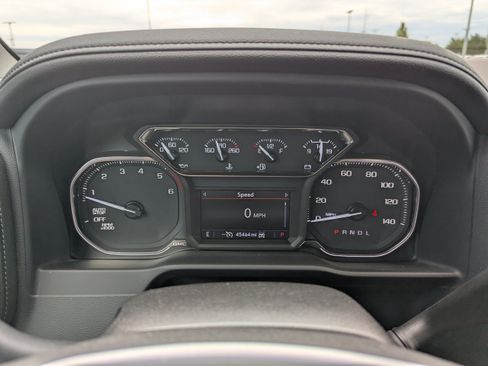 Used 2021 GMC Sierra 1500 Elevation w/ X31 Off-Road Package AWD/4WD image 18