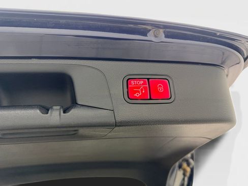 Used 2022 Mercedes-Benz GLC 300 4MATIC image 82