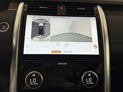 New 2026 Land Rover Discovery S AWD/4WD image 24