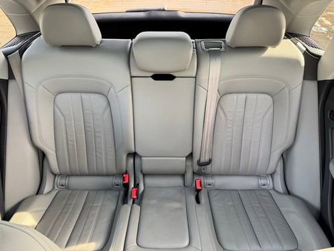 Used 2018 Audi Q5 2.0T Premium image 23