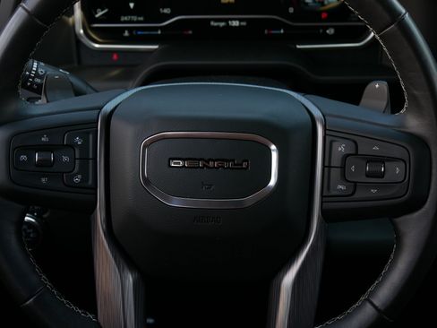 Used 2023 GMC Sierra 1500 Denali Ultimate AWD/4WD image 31