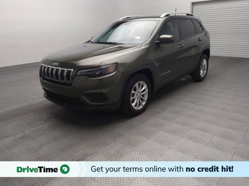 Used 2020 Jeep Cherokee Latitude w/ Cold Weather Group FWD image 1