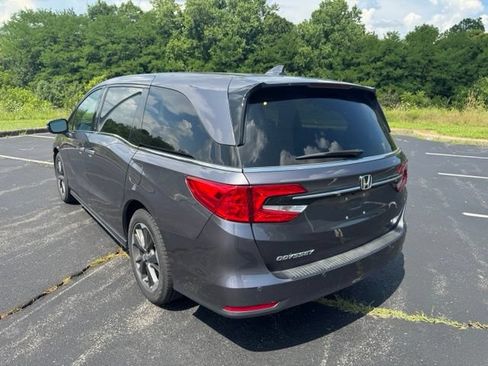 Used 2024 Honda Odyssey Elite image 5