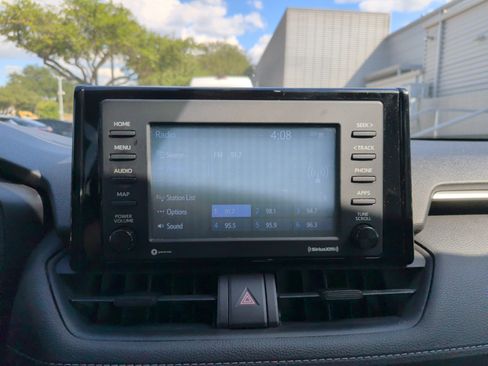 Used 2021 Toyota RAV4 XLE FWD image 22