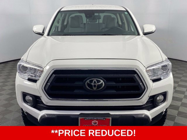 Used 2023 Toyota Tacoma SR5 w/ Technology Package AWD/4WD image 2