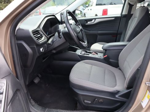 Used 2021 Ford Escape SE w/ Convenience Package AWD/4WD image 7