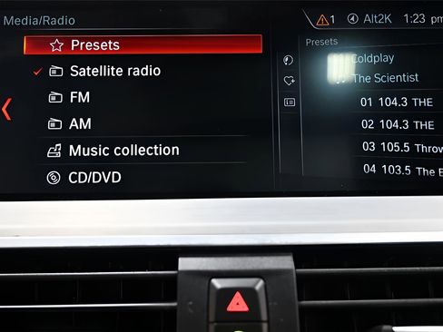 Used 2019 BMW X4 xDrive30i w/ Convenience Package image 28