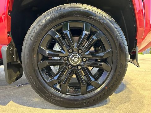 Used 2026 Toyota 4Runner Platinum AWD/4WD image 28