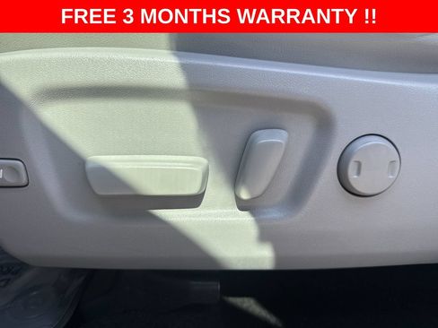 Used 2017 Toyota Highlander Limited w/ Carpet Mat Package AWD/4WD image 13