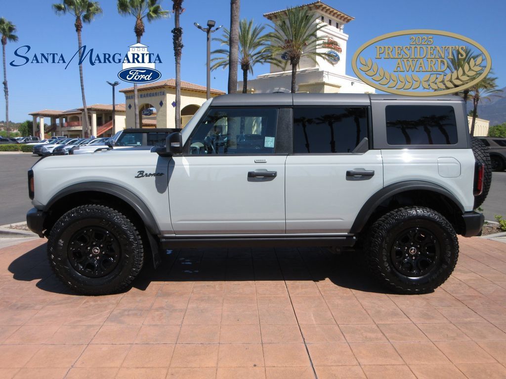 Certified 2023 Ford Bronco Wildtrak AWD/4WD image 1