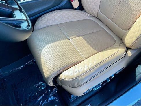 Certified 2024 Jeep Grand Cherokee Summit AWD/4WD image 20