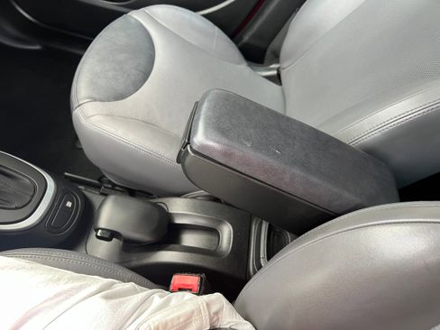 Used 2014 FIAT 500L Lounge w/ Mutually Exclusive Package image 16