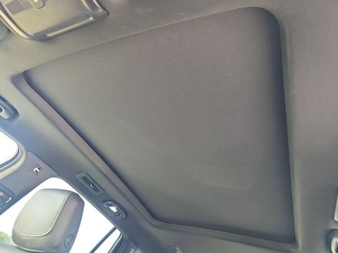 Used 2023 Cadillac XT6 Premium Luxury image 31