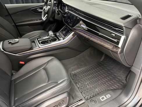 Used 2021 Audi Q8 Premium Plus w/ Premium Plus Package AWD/4WD image 28