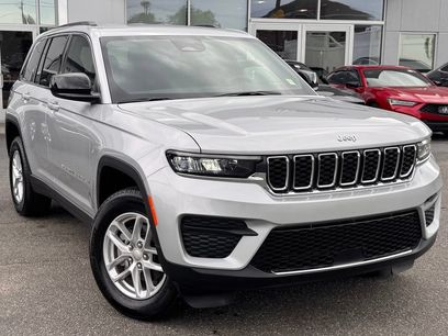 New 2026 Jeep Grand Cherokee Laredo