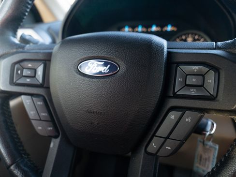 Used 2016 Ford F150 XLT w/ Equipment Group 301A Mid RWD image 27