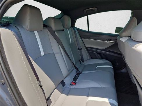 Used 2026 Toyota Camry SE w/ Convenience Package FWD image 20