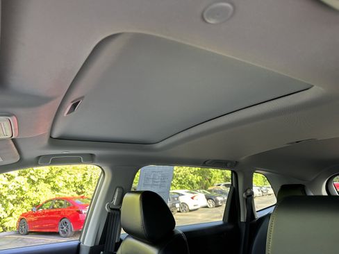 Used 2023 Honda CR-V EX-L image 7