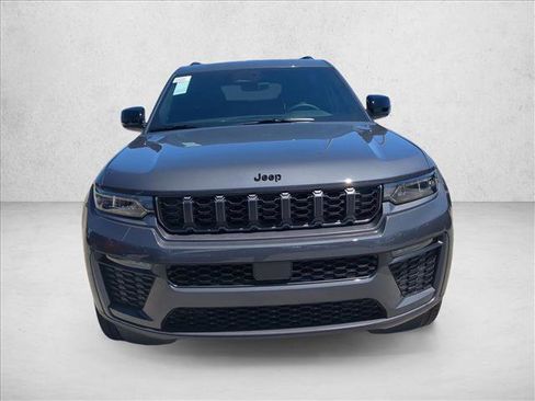 New 2026 Jeep Grand Cherokee L Limited AWD/4WD image 6