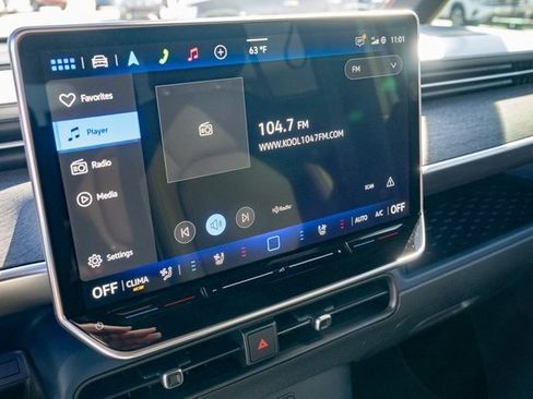 New 2025 Volkswagen ID. Buzz Pro S image 18