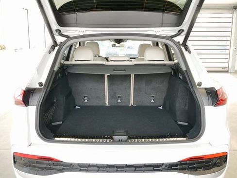 New 2025 Audi Q5 Premium image 13