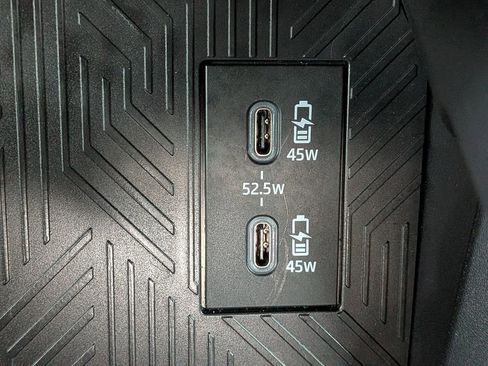 Used 2025 Toyota Tacoma SR5 image 23