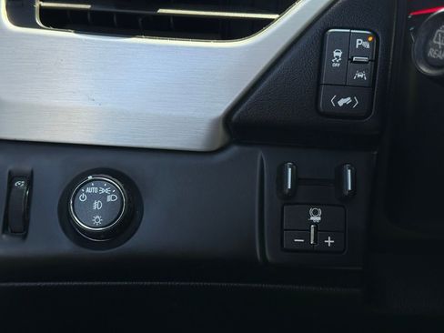 Used 2017 GMC Yukon SLE w/ SLE Value Package RWD image 24