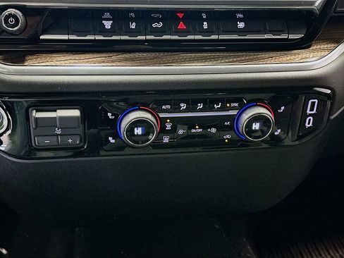 New 2026 Chevrolet Silverado 3500 LT image 17