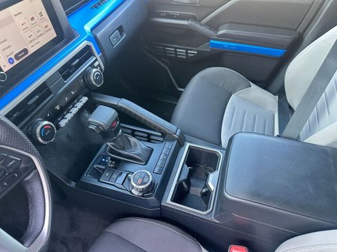 Used 2025 Toyota Tacoma TRD Off-Road image 41