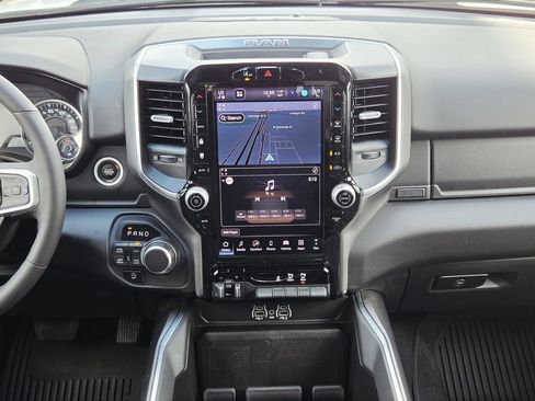 Used 2025 RAM 1500 Lone Star AWD/4WD image 17