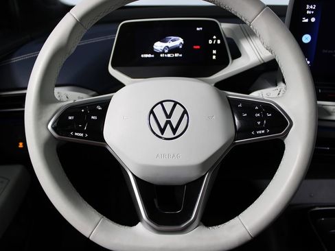 Used 2023 Volkswagen ID.4 Pro S AWD/4WD image 15