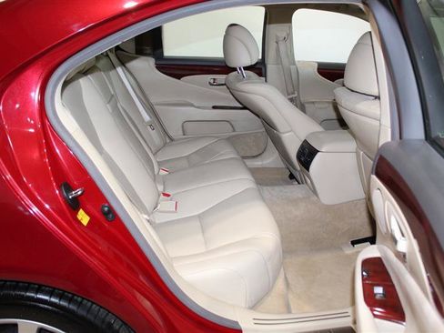 Used 2012 Lexus LS 460 AWD w/ Comfort Pkg image 28