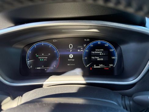 New 2026 Toyota Corolla Cross XLE image 16